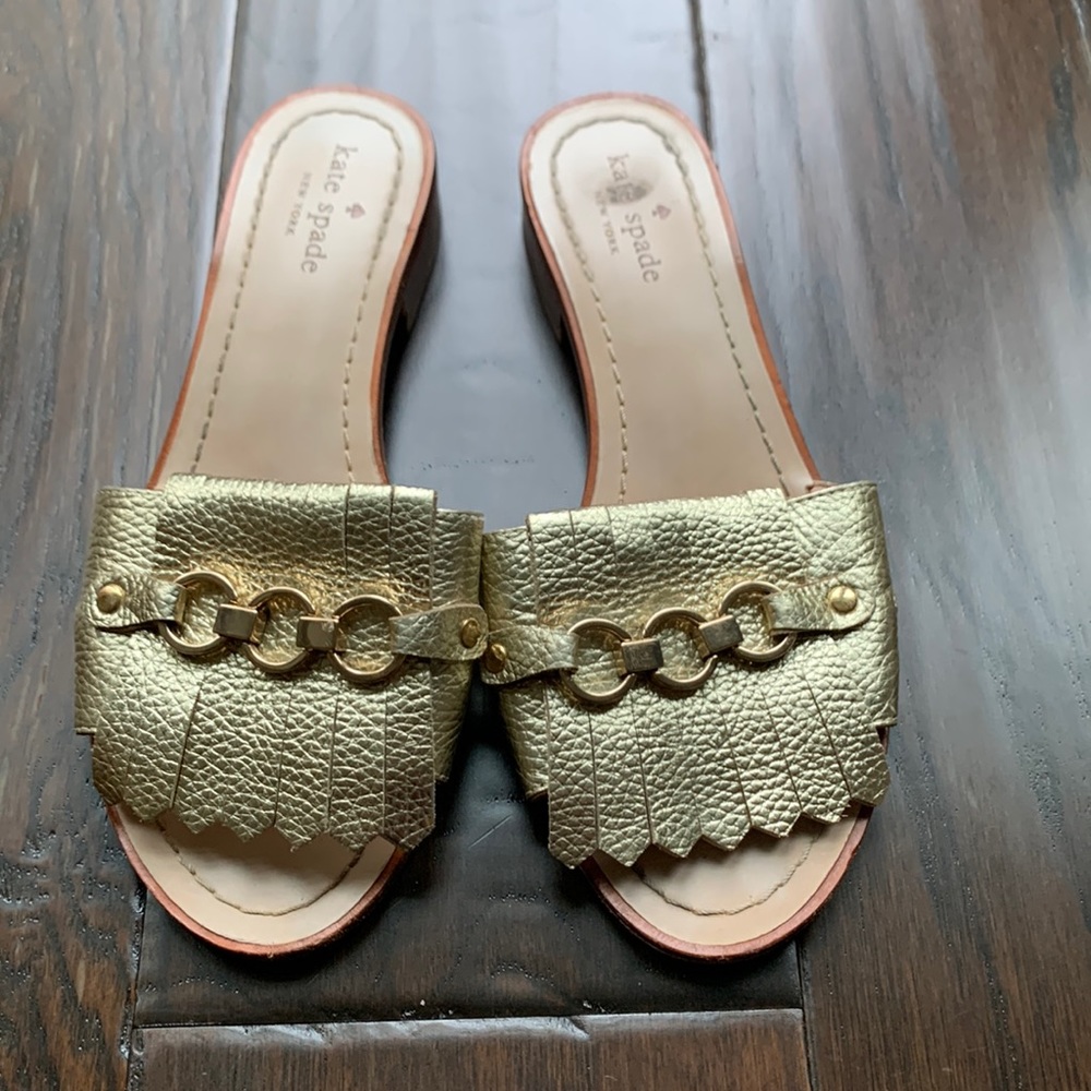 Woman’s Kate Spade